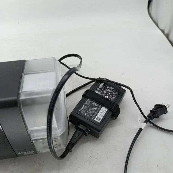 RESMED AIRSENSE 10 AUTOSET SLEEP APNEA MACHINE only 33 RUN HOURS - Picture 4 of 6